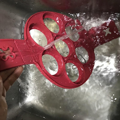 THE PANCAKE FLIPPER